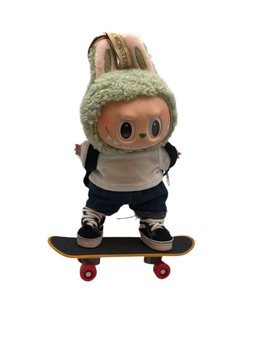 Skater Set (outfit / backpack / shoes / skateboard)